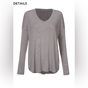 Cabi Fall ‘22 Plum Tee